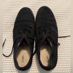Toms casual shoes. Black. Size 11.5